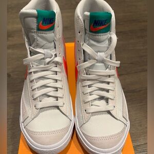 Nike Kids' Grade School Blazer Mid '77 Shoes